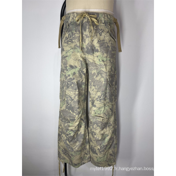 Pantalon de travail en vrac à motifs de feuilles camouflage